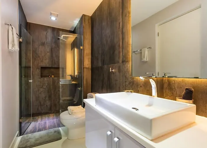 New 1 Bedroom + Ocean View Apartment